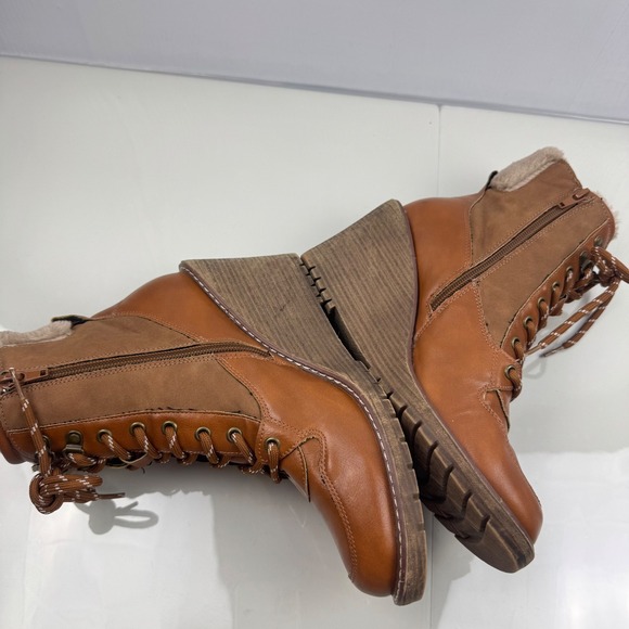 Rouge‎ Women Size 8.5 Brown Faux Leather Wedge Ankle Boots Lace Up Side Zip - Picture 4 of 14